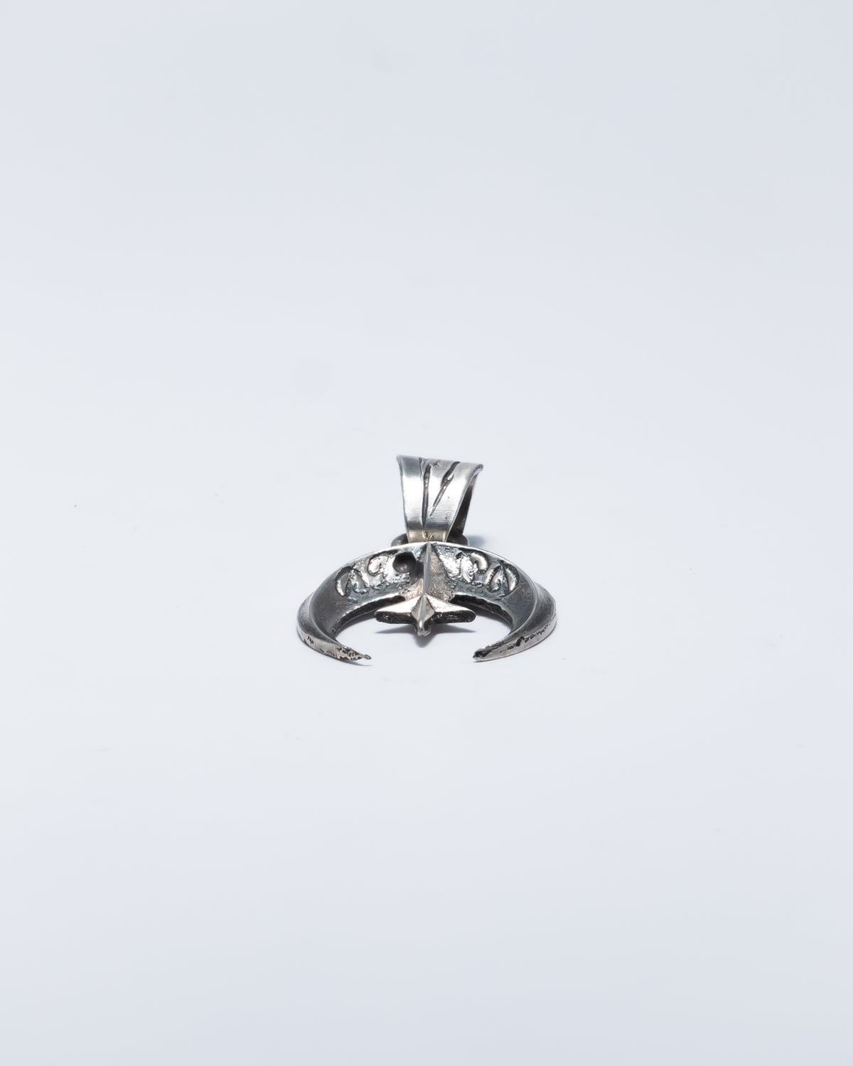 Naja Pendant