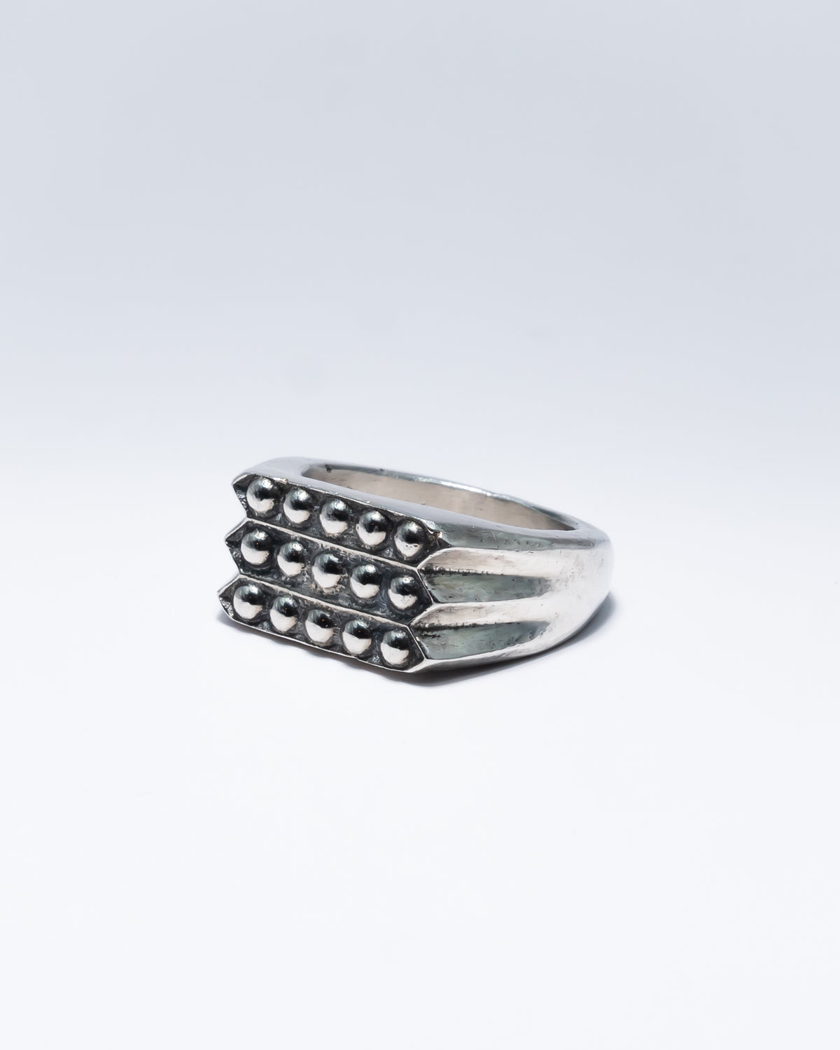 Three Point Ball Ring