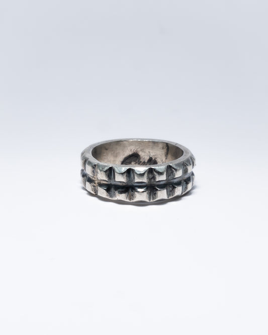 2R Stud Ring