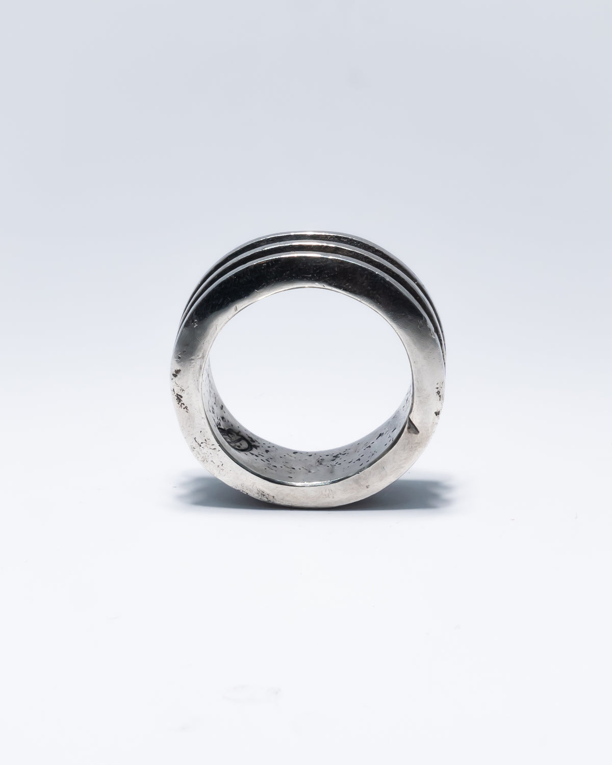 Double Rail Ring