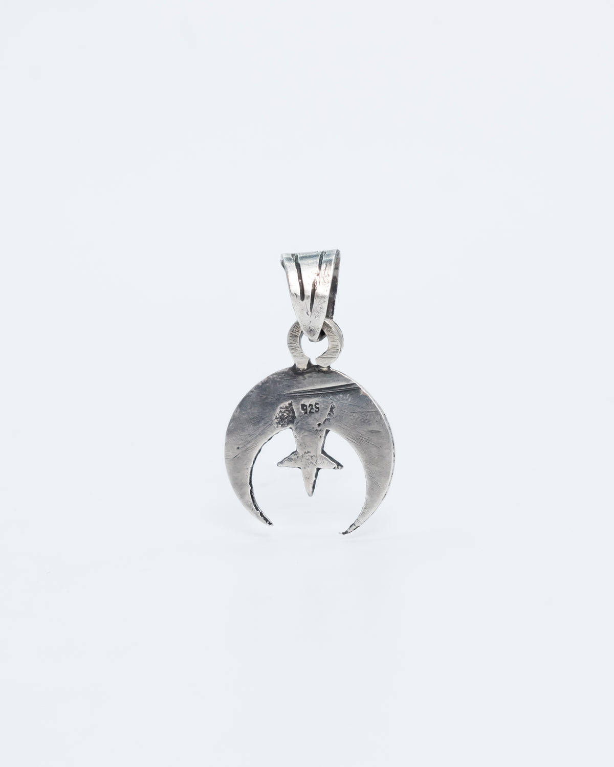 Naja Pendant