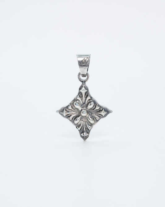 Fleur Pendant