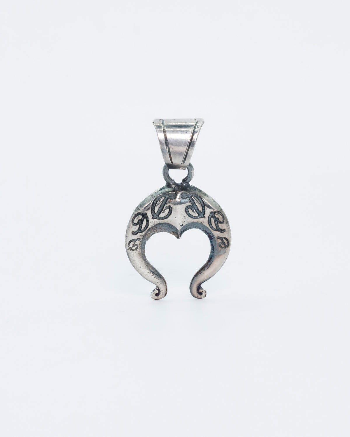 Naja Type II Pendant